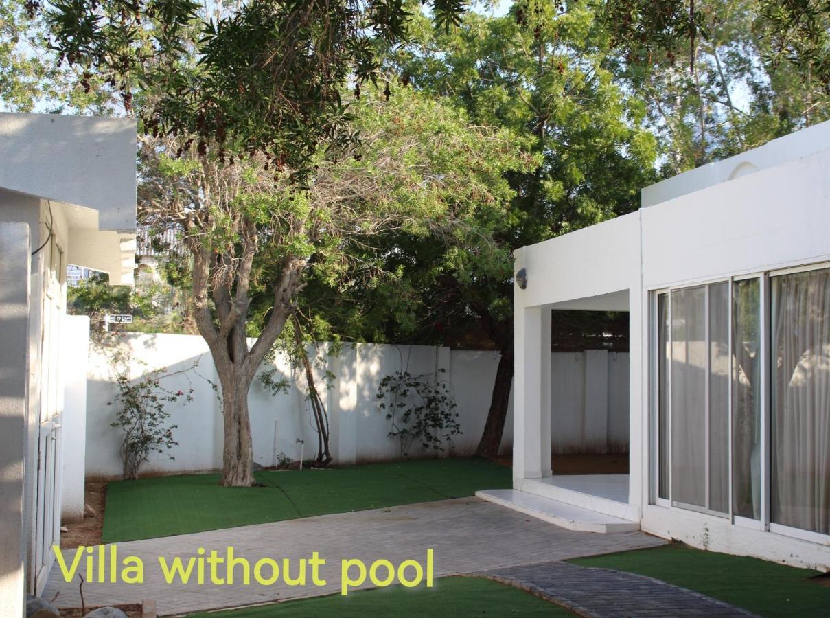 J5 Four Bedroom Villa Holiday Home In Al Wasl For Families Onlyドバイ エクステリア 写真