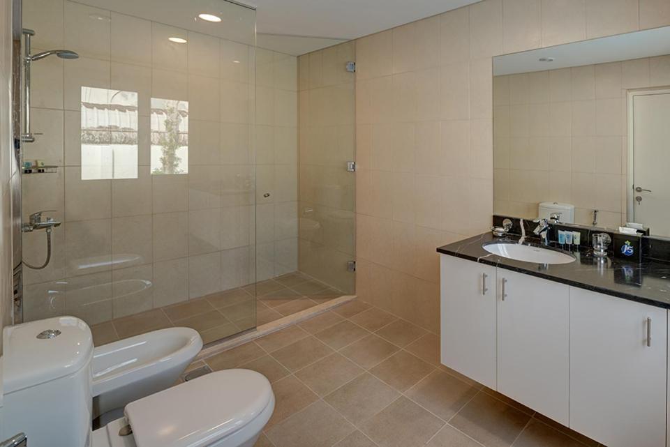 J5 Four Bedroom Villa Holiday Home In Al Wasl For Families Onlyドバイ エクステリア 写真